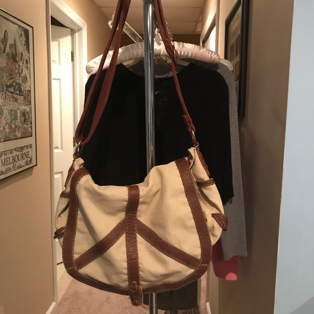 Lucky brand messenger bag